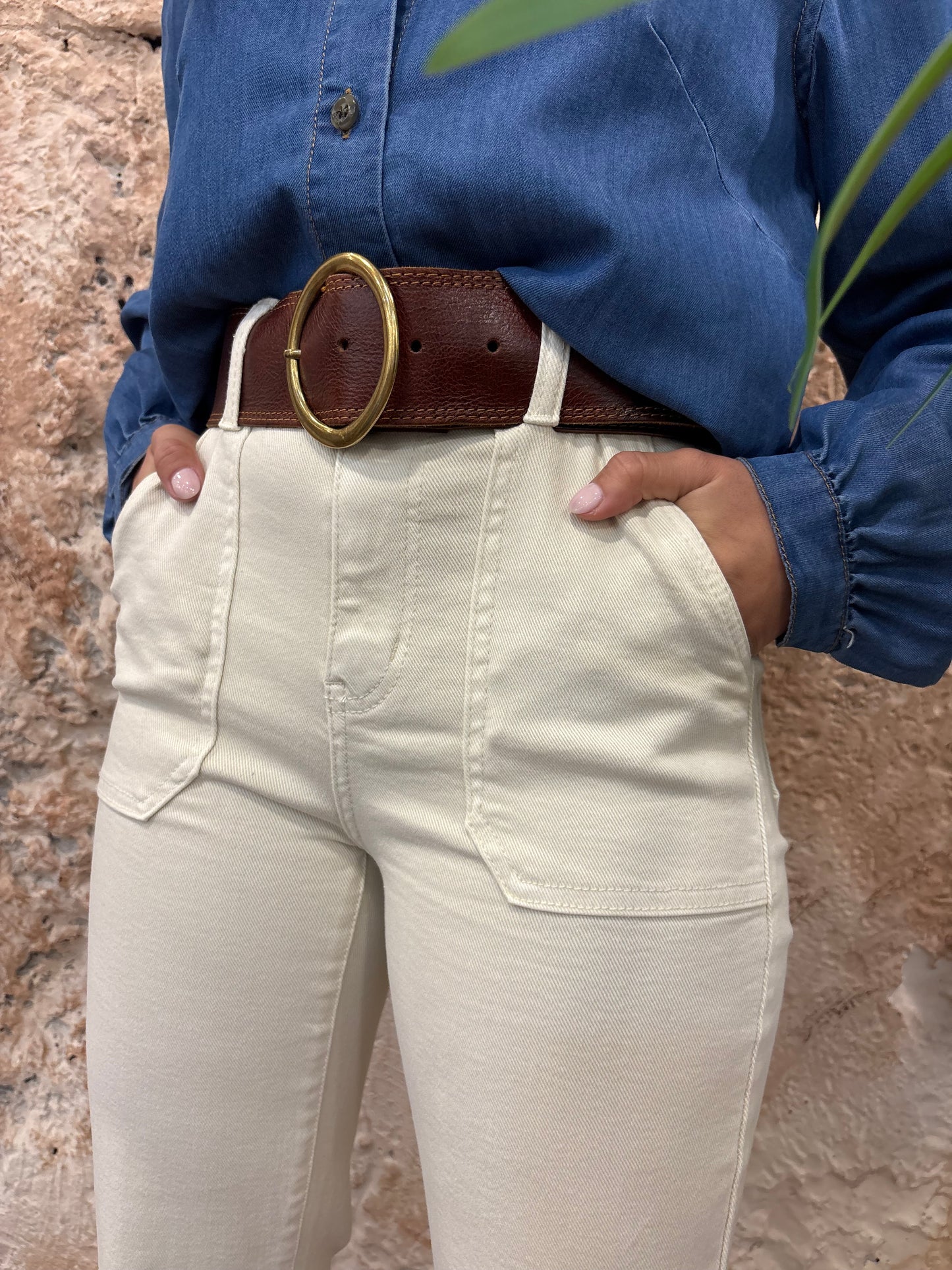 JEANS RECTO BOLSILLOS BEIGE