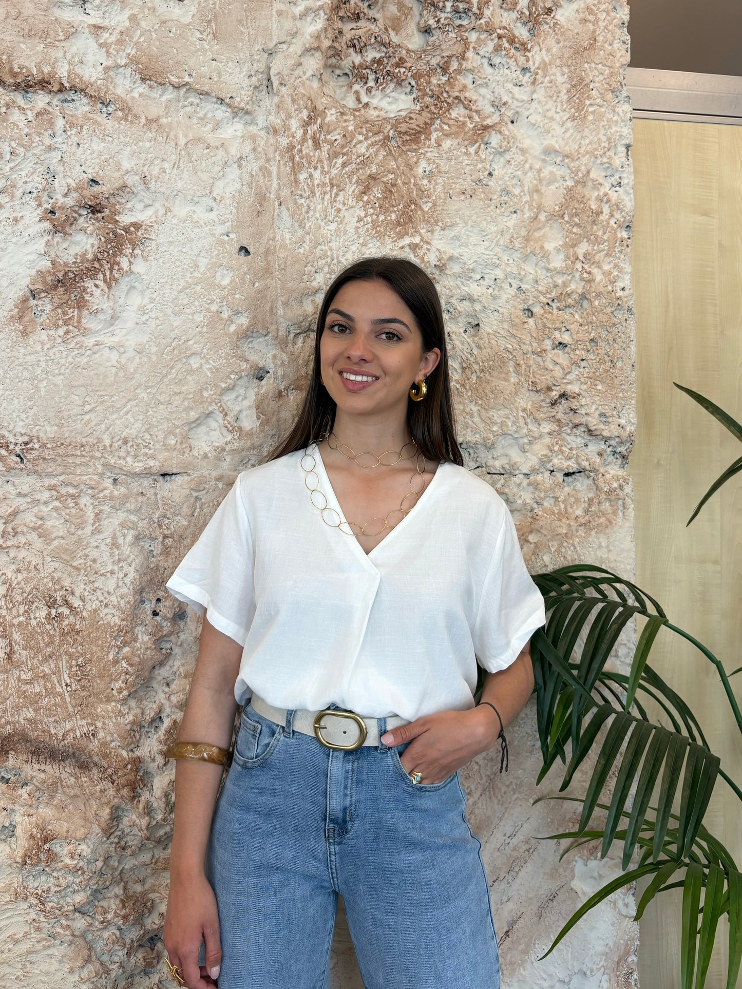 BLUSA CUELLO PICO BLANCA