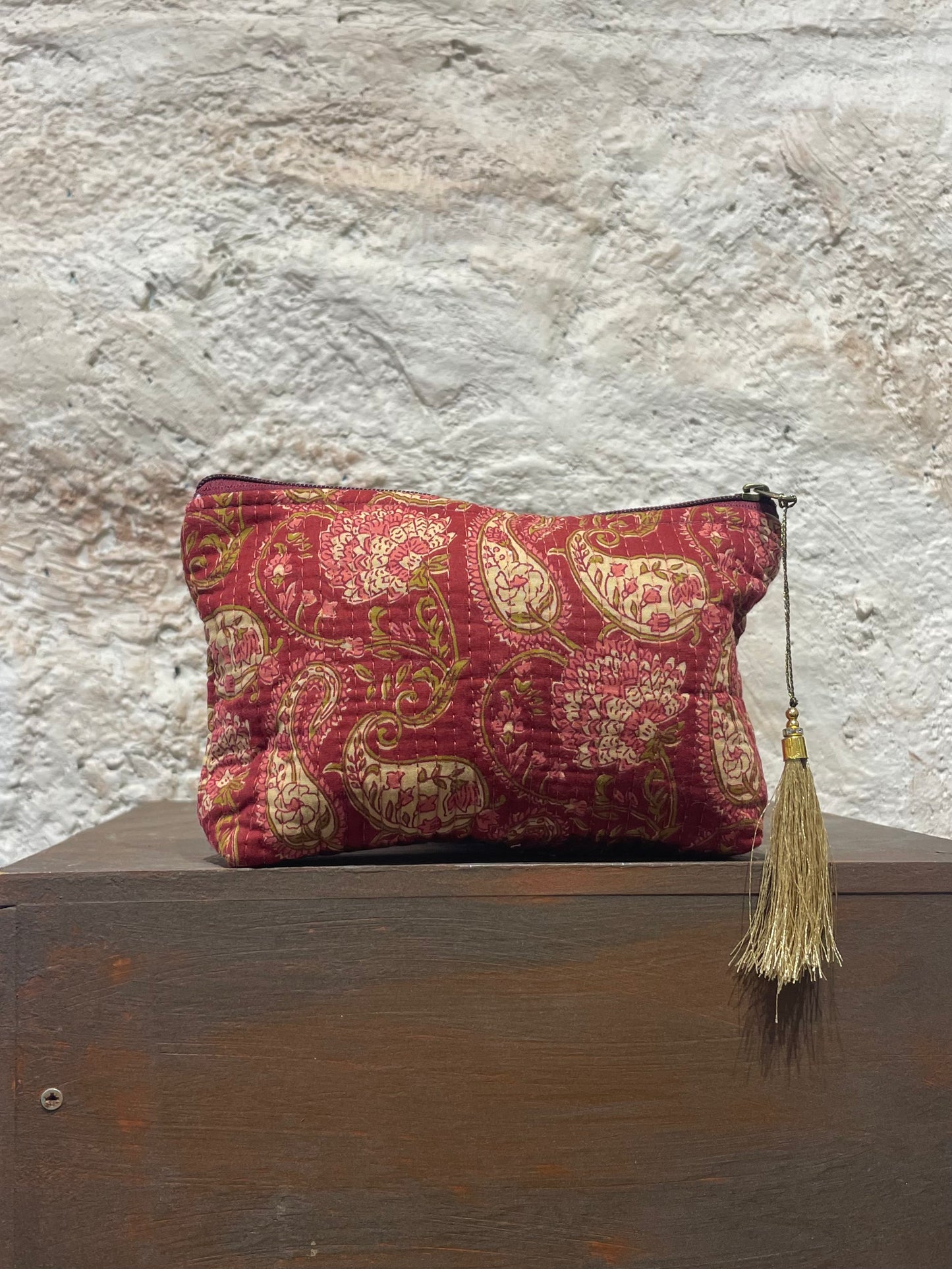 NECESER ESTAMPADO CALDERA