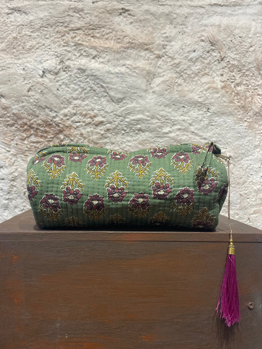 ESTUCHE GRANDE ESTAMPADO VERDE KAKI