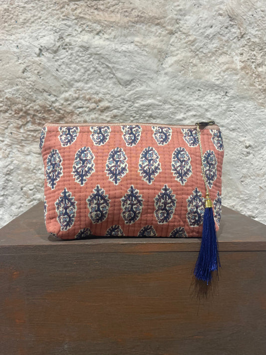 NECESER ESTAMPADO CORAL