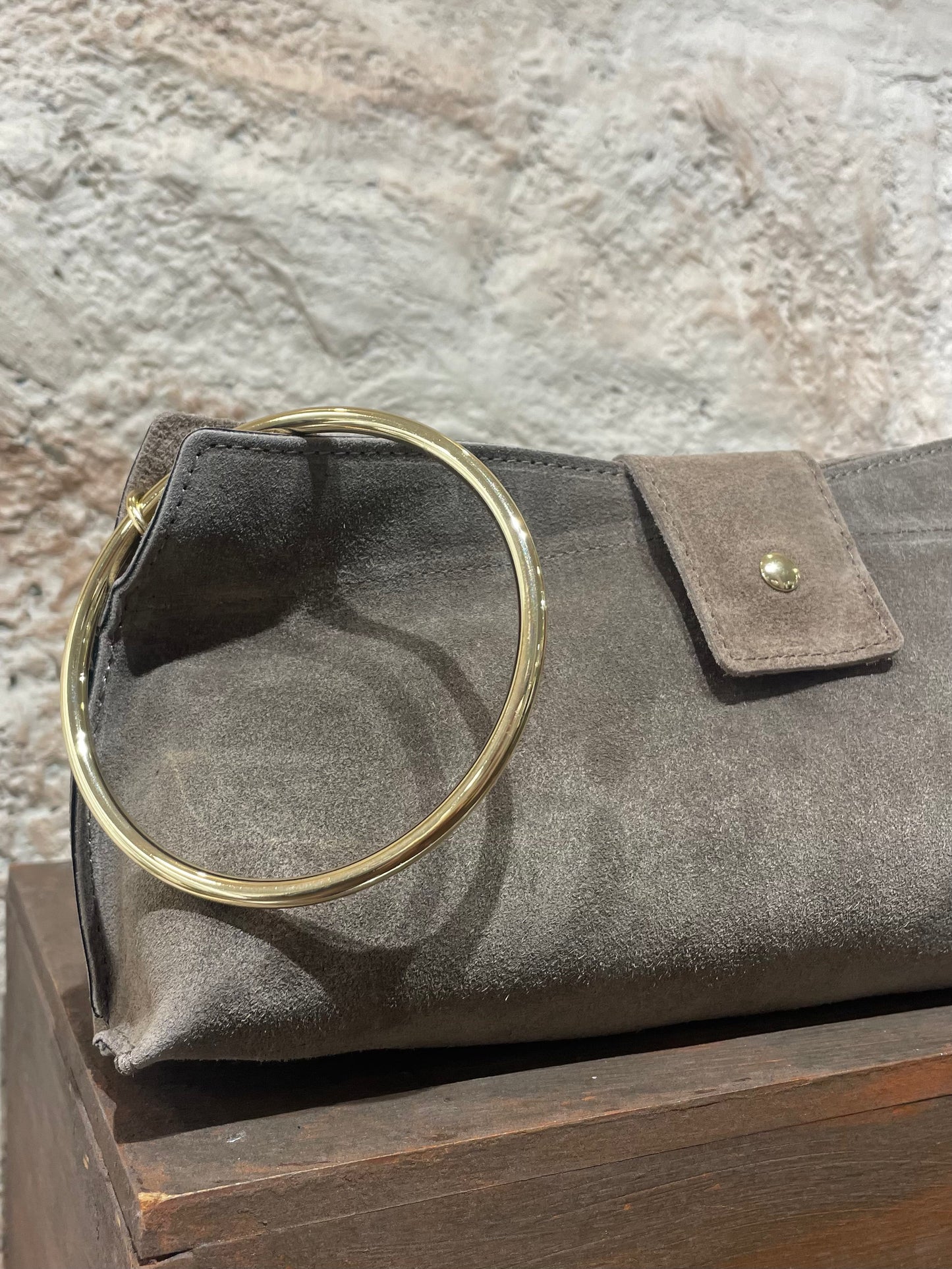 BOLSO BAGUETTE PIEL TAUPE