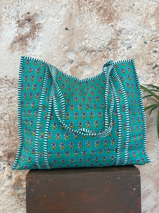 SHOPPER ACOLCHADO ESTAMPADO TURQUESA