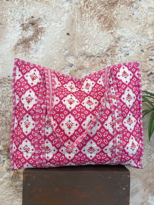 SHOPPER ACOLCHADO ESTAMPADO ROSA