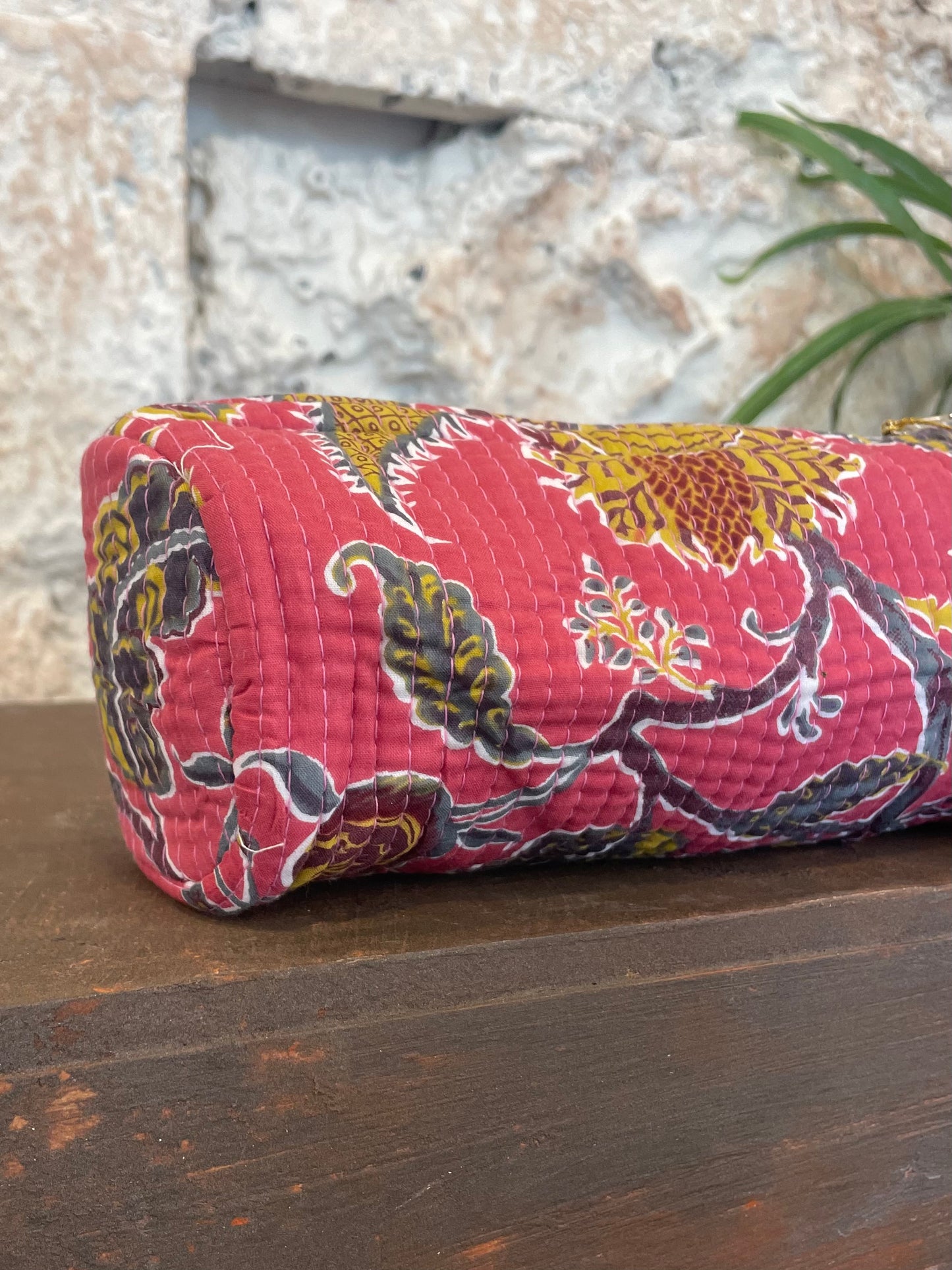 ESTUCHE ESTAMPADO ROSA