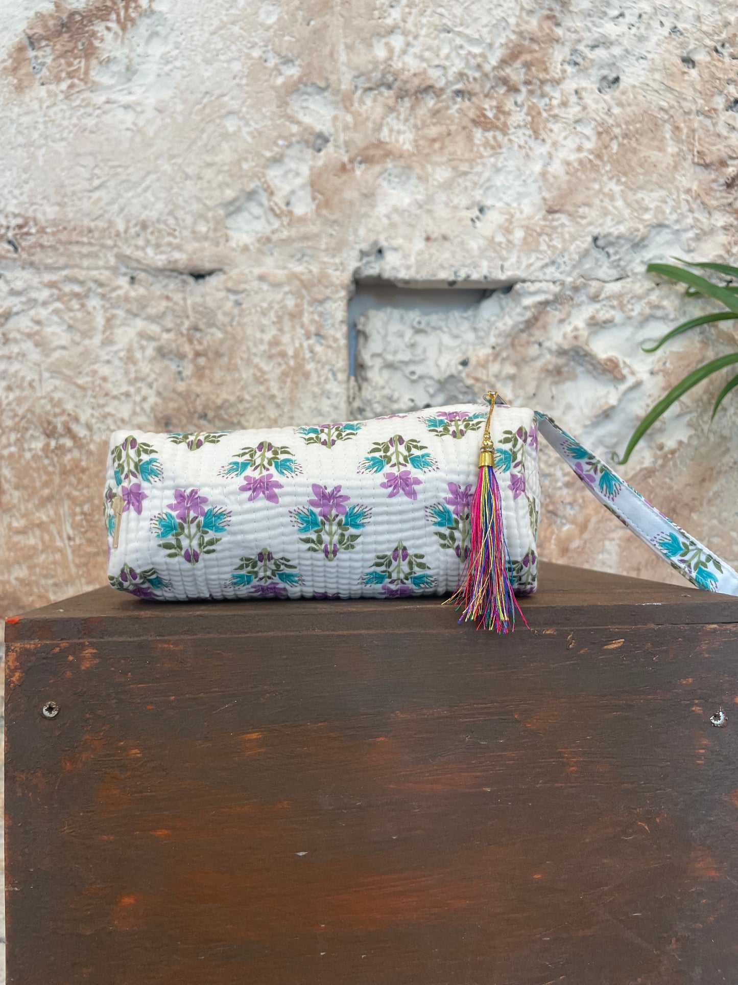 ESTUCHE ESTAMPADO BLANCO