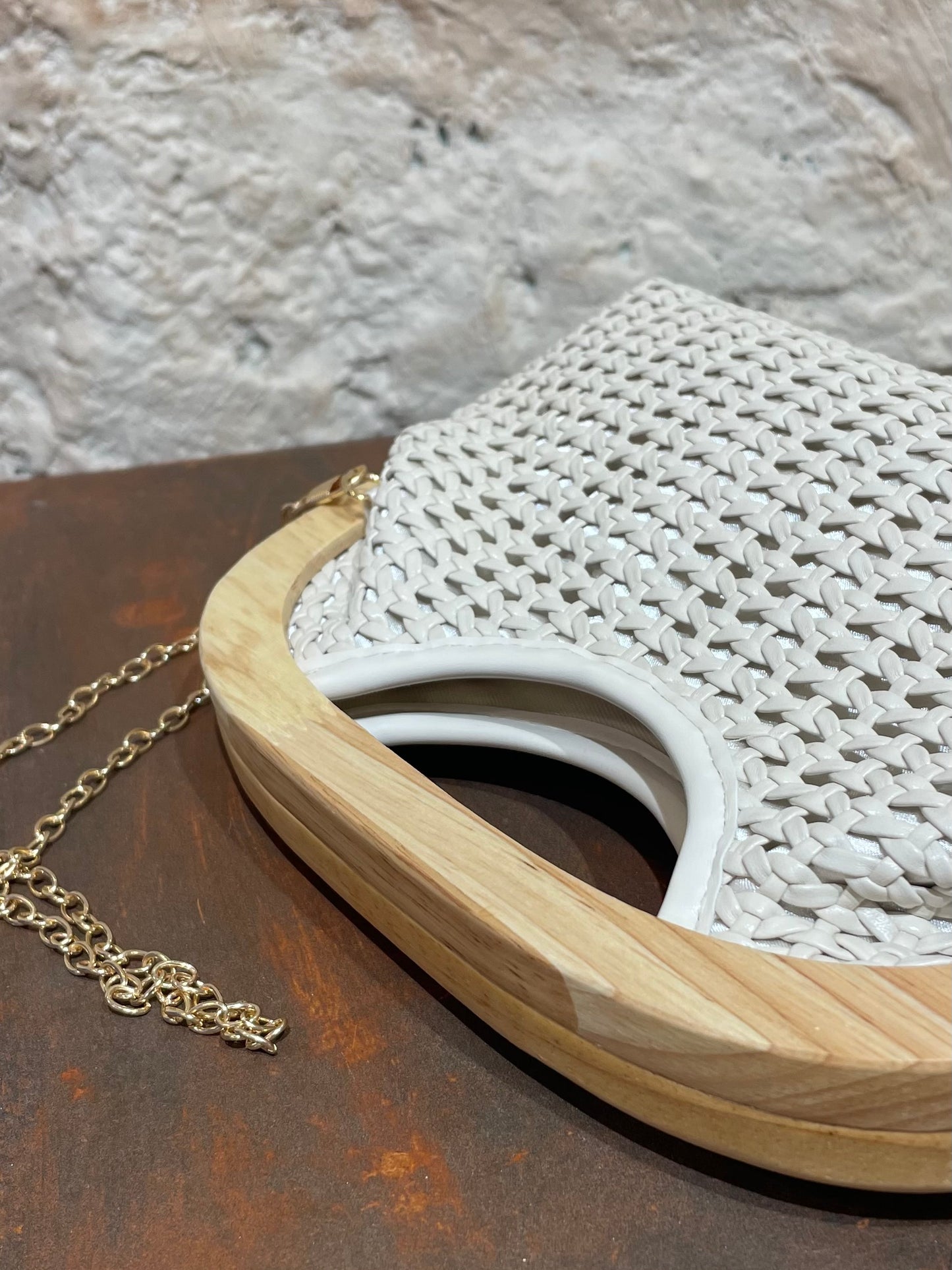 CLUTCH TRENZADO CRUDO