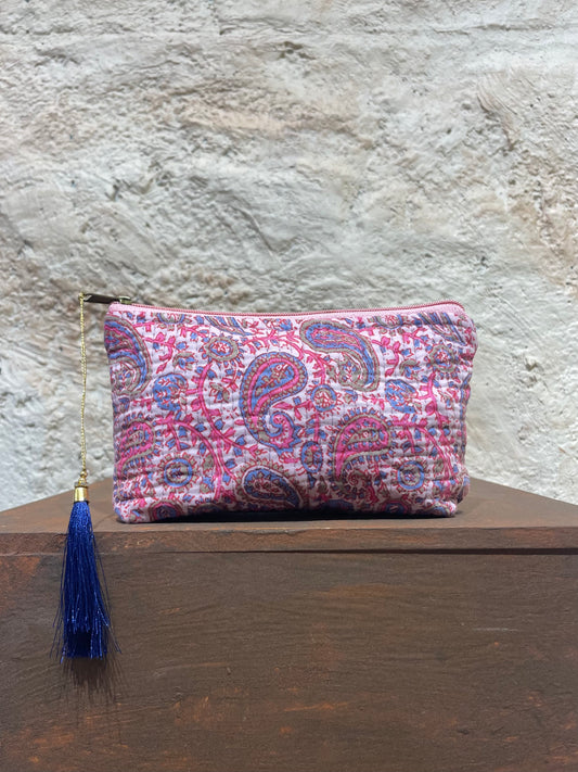 NECESER ESTAMPADO ROSA