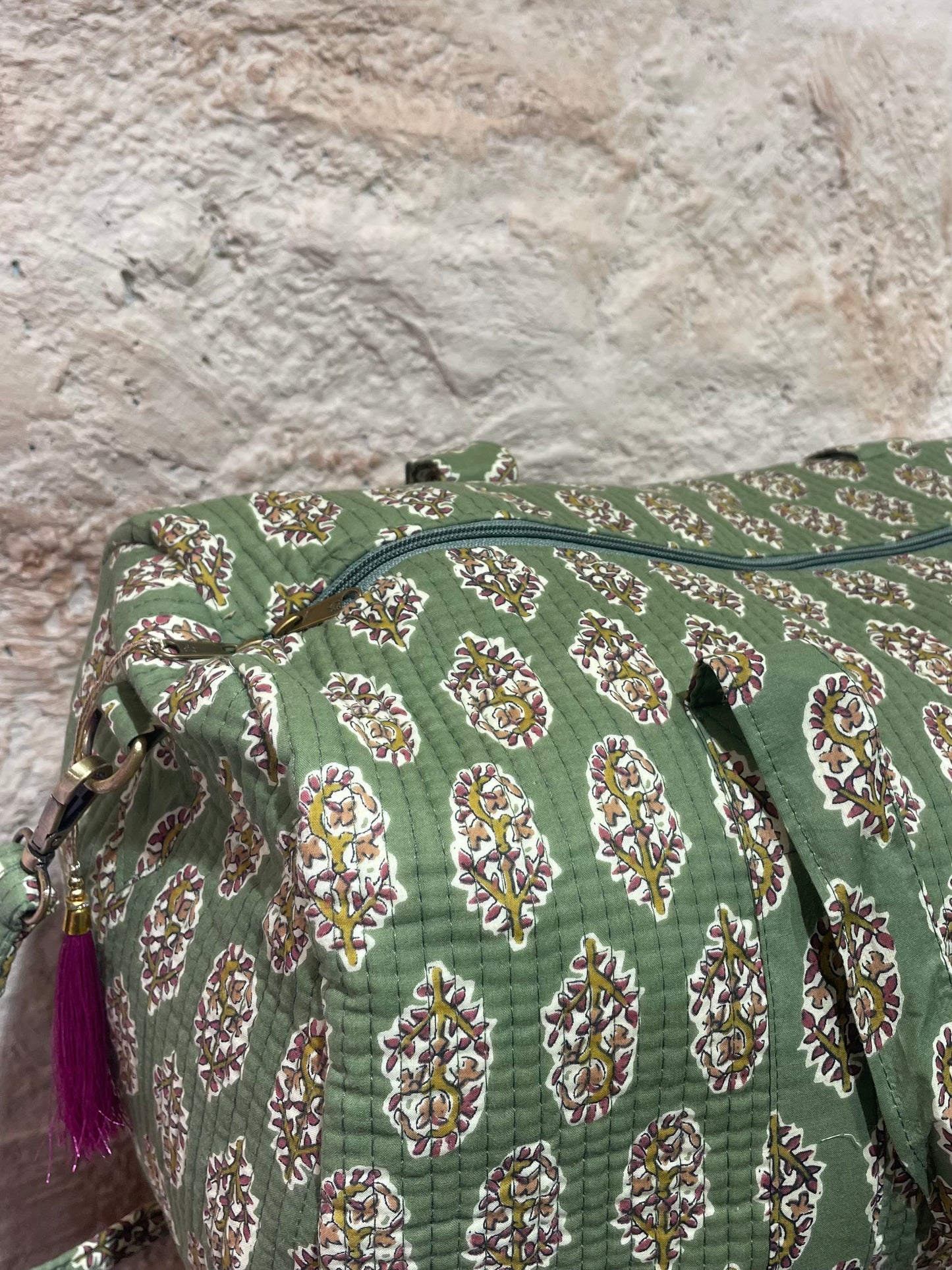 BOLSO VIAJE ESTAMPADO KAKI